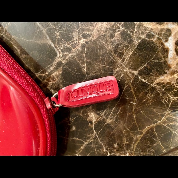 Clinique Cosmetic Bag - Picture 4 of 5
